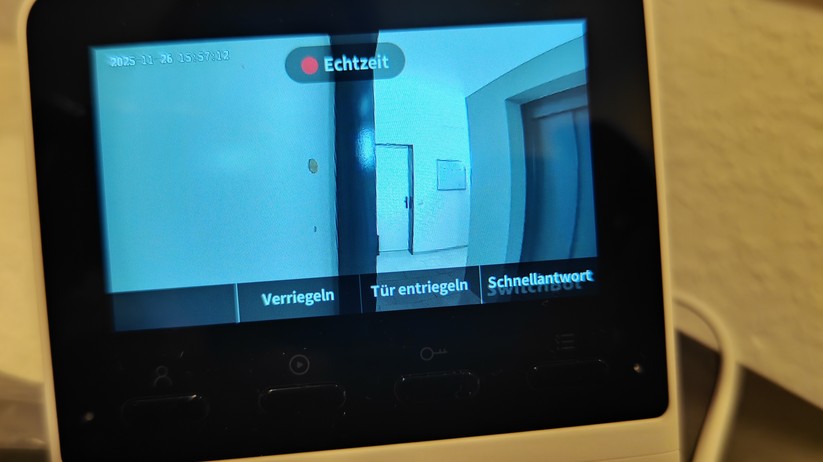 Switchbot Türklingel mit Kamera und Monitor