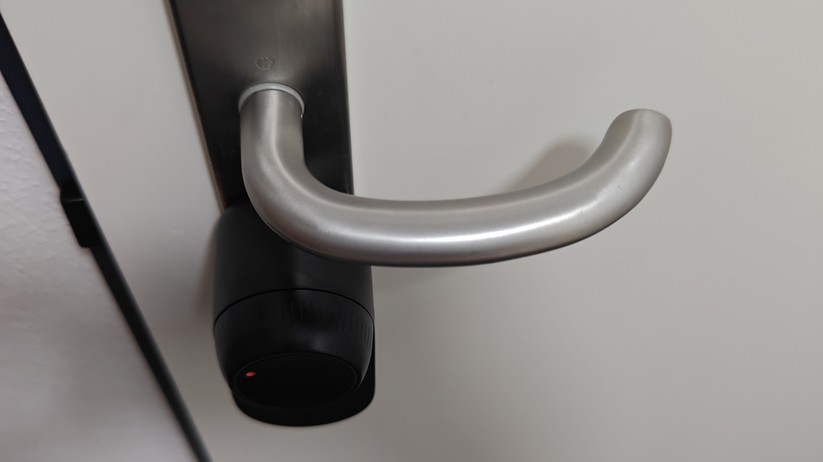 Switchbot Lock Ultra Vision Pro: Entsperren mit Gesicht, Hand, Fingerabdruck, NFC-Card, Code und App