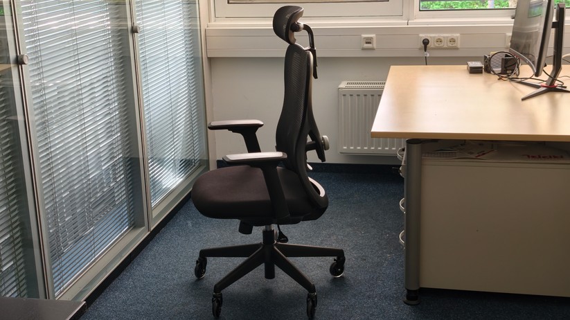 Yaasa Chair Plus