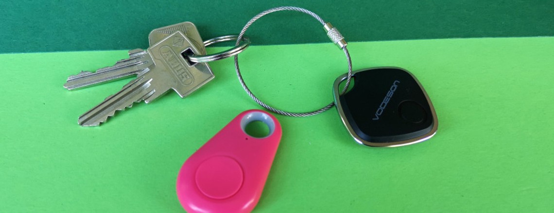 Zwei Bluetooth-Schlüsselfinder für 3 bis 10 Euro im Test