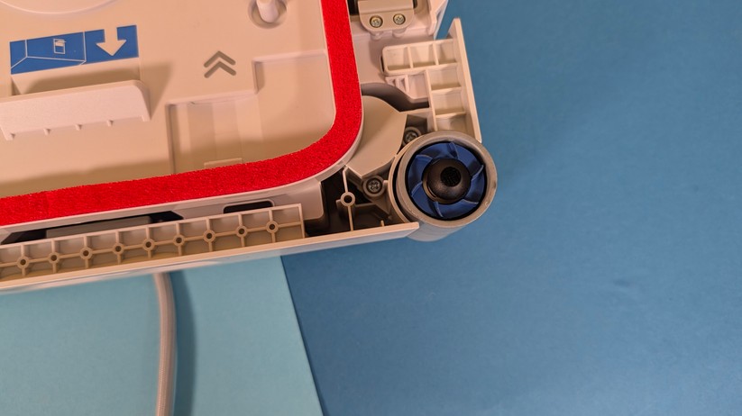 Ecovacs Winbot W3 Omni – Bilderstrecke