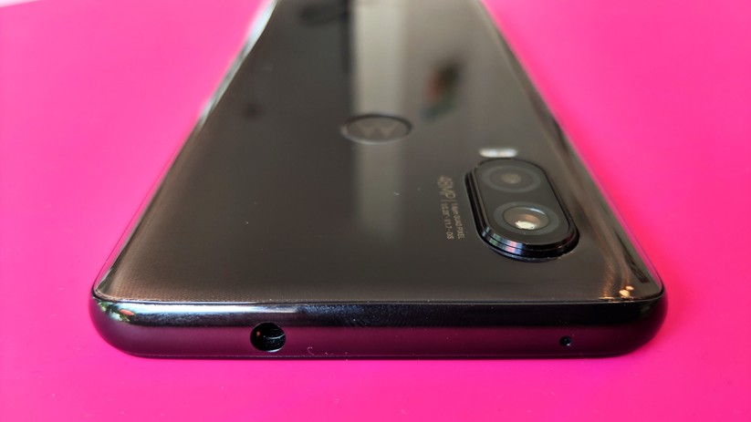 Das Motorola One Vision hat einen 3,5-mm-Klinkenport.