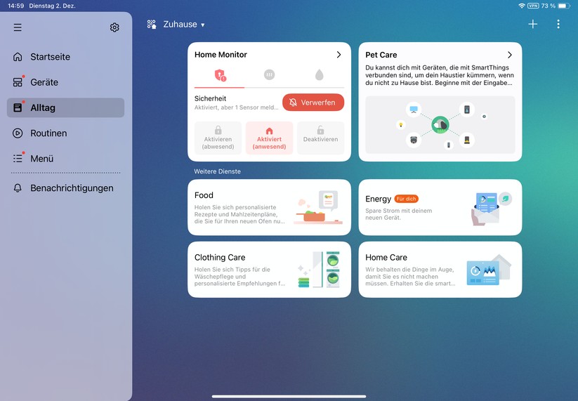 Die Smartthings App ist nicht nur für Smartphones, sondern auch für Tablets optimiert. Gerade die hübsche 3D-Darstellung, die die App mithilfe eines Grundrissplans erzeugt, sieht erst auf dem Tablet richtig gut aus. Eine Desktop-Oberfläche per Browser oder mit der Windows-App parat. Die Oberfläche wirkt aufgeräumt und sollte selbst Anfänger vor keine allzu großen Probleme stellen. 