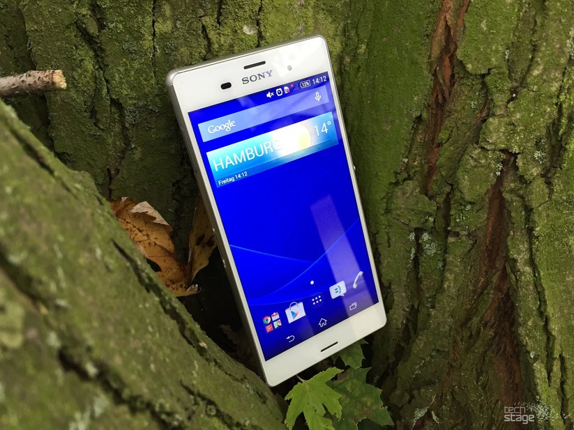 Das Display des Xperia Z3 ist 5,2 Zoll in der Diagonale groß und löst mit Full-HD-Auflösung auf.