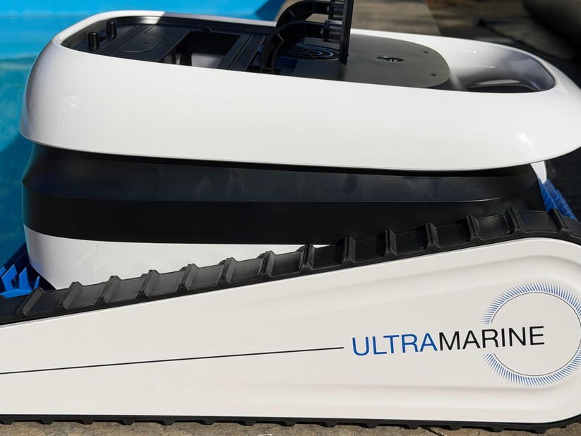 Ecovacs Ultramarine P1