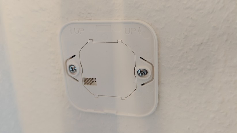 Meross MTS215B: WLAN-Thermostat für wassergeführte Fußbodenheizungen mit Matter-Unterstützung