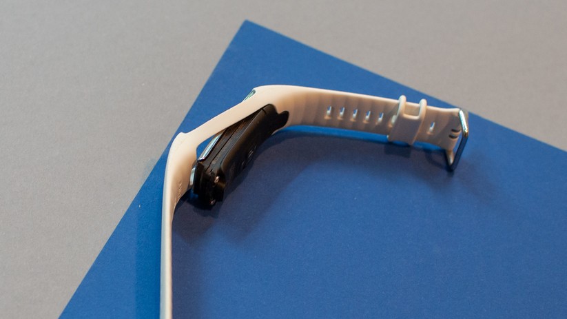Der A370 lässt sich aus seinem Armband herauslösen. 