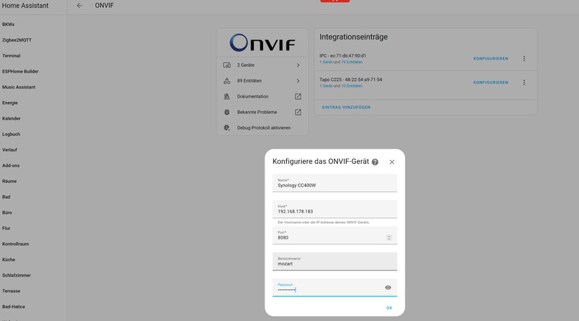 Die CC400W bietet auch einen Zugriff per Browser. Dort kann man sie auch auf Onvif umstellen, um sie etwa mit Home Assistant zu steuern. Allerdings steht sie in diesem Fall nicht mehr unter Synology Surveillance Station zur Verfügung, respektive die Einbindung per Onvif führt dort zu Verbindungsabbrüchen. 