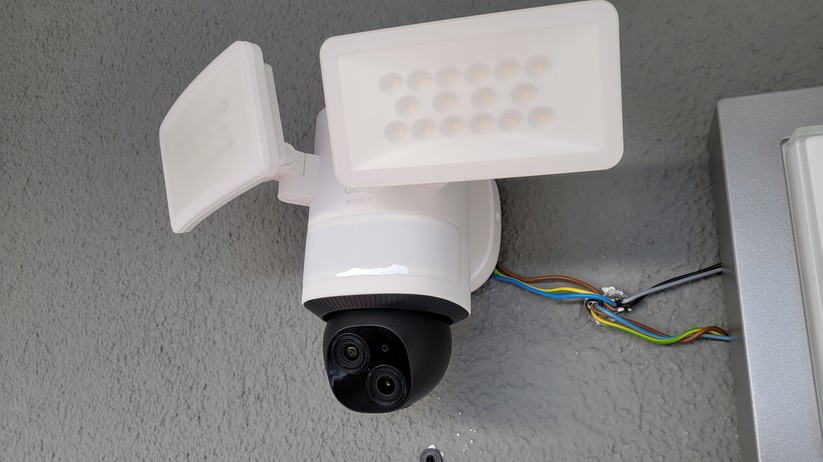 Eufy Floodlight Cam E340: Dual-Objektiv, Automatische Bewegungsverfolgung, Cruise-Modus