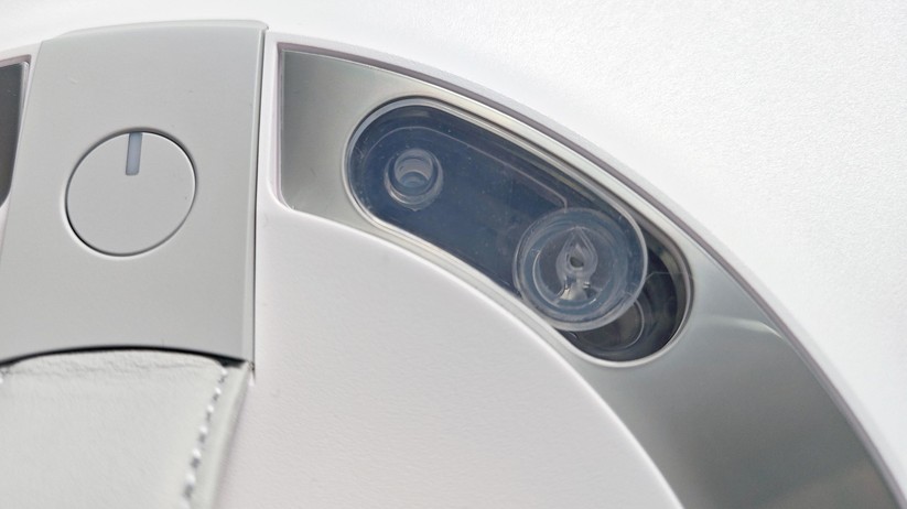 Ecovacs Winbot W2 Omni