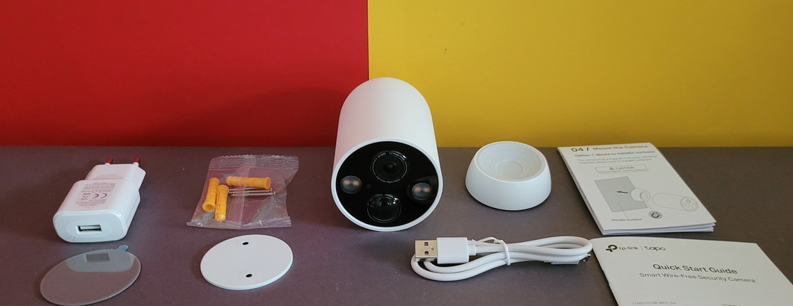 TP-Link C425: Kabellose Überwachungskamera mit Magnethalterung, farbiger Nachtsicht und großem Sichtfeld