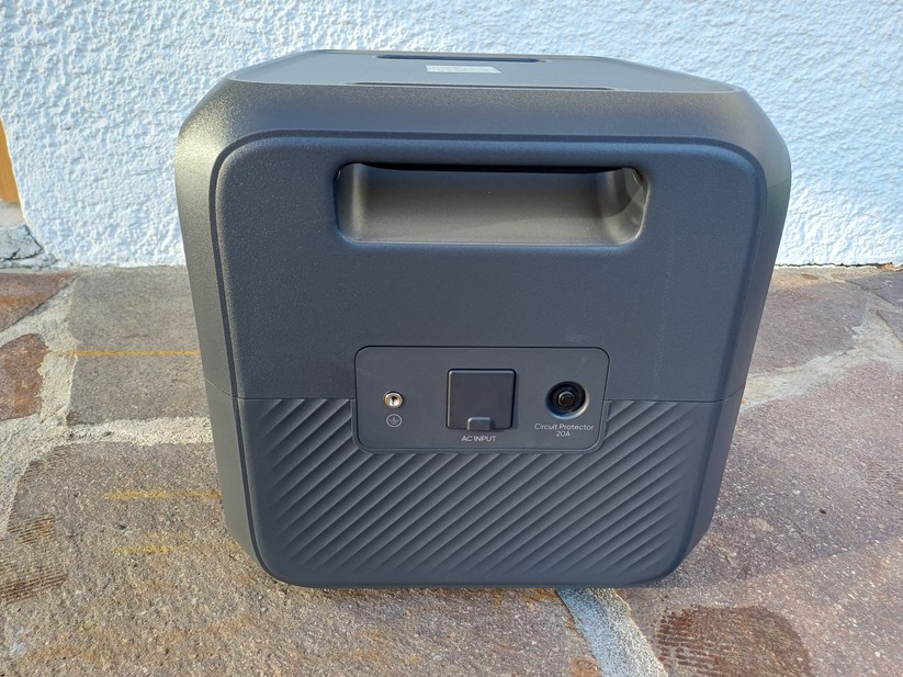 Bluetti Elite 300: Kompakte Powerstation mit 3 kWh und 2400 W Leistung