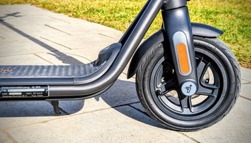 E Scooter mit Papier zu newest verkaufen für 140 Euro