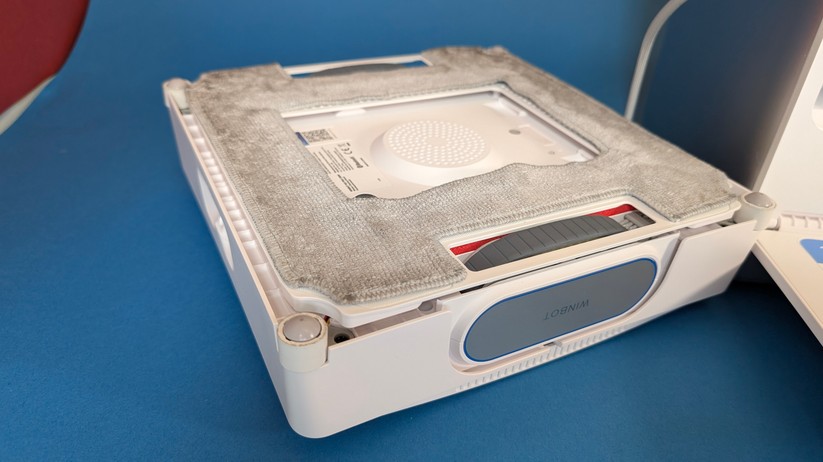 Ecovacs Winbot W2 Pro Omni – Bilderstrecke