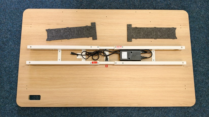 Yaasa Desk Pro