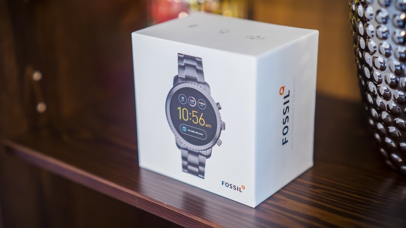 Verpackung der Fossil Q Explorist (3. Gen).