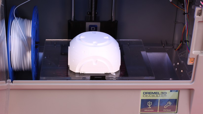 Die Arbeitsfläche ist etwas größer als ein DIN-A5-Blatt.