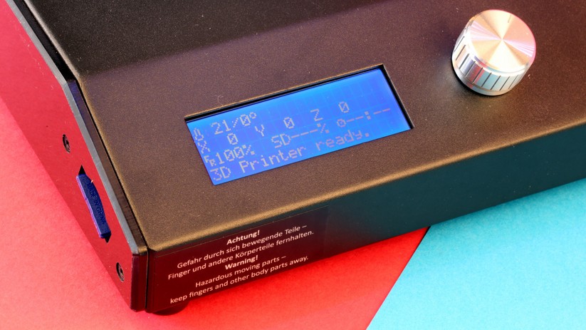 Die Bedienung per Drehtaster und Display gibt es nur bei älteren Modellen. Inzwischen hilft ein Touchscreen bei der Steuerung.