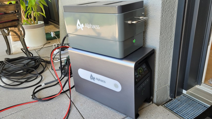  Stromspeicher mit 1 bis 6 kWh, auch als mobile Powerstation nutzbar