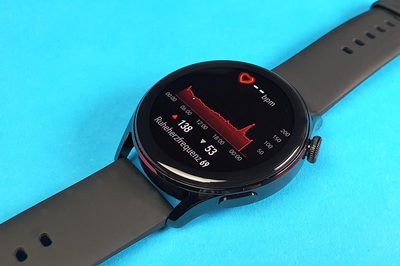 Huawei Watch 3: Nicht nur Sportler dürften sich für den Verlauf ihrer Herzfrequenz interessieren.