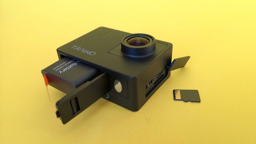 Ein Stativgewinde ist nur mit Unterwasserhülle verfügbar.