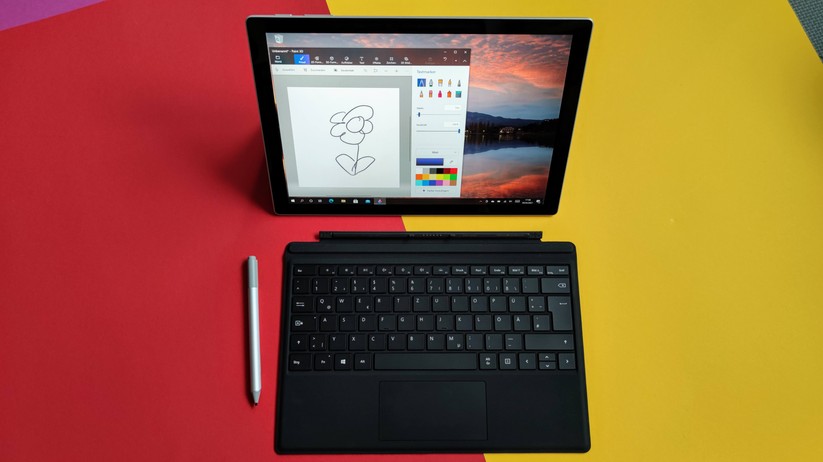 Microsoft Surface Pro 7+