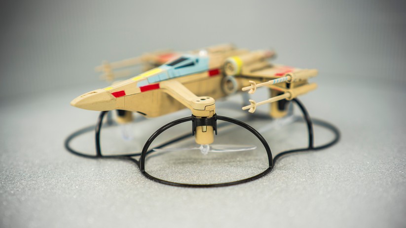 Propel Star Wars T-65 X-Wing Starfighter