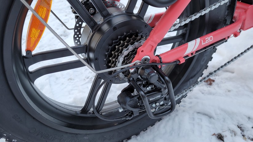  E-Bike mit Tiefeinstieg und Fat Tyres