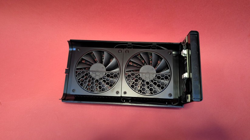Zotac ZBox Magnus One – Bilderstrecke