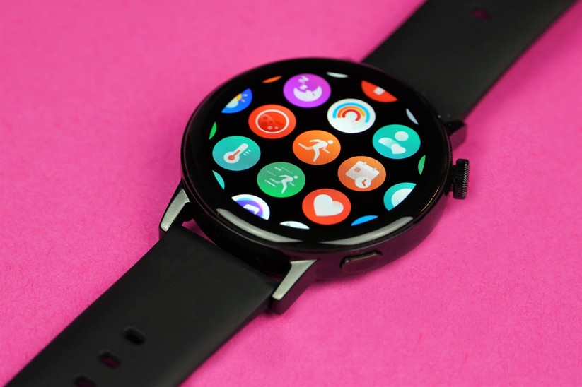 Huawei Watch GT3: Die Apps lassen sich kreisförmig oder als Raster anordnen.