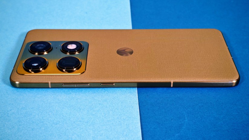 Motorola Signature