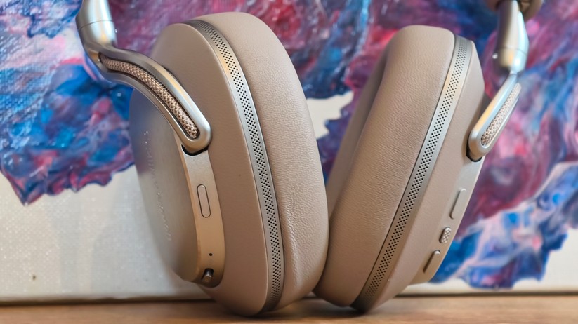 Bowers & Wilkins Px8 S2 Bilder