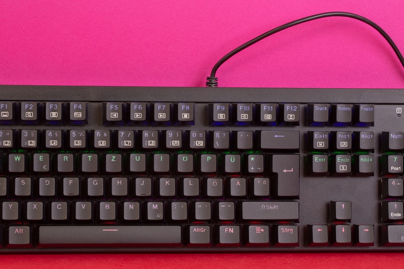 Die Aukey KM-G6 verzichtet komplett auf eine Software, alle Funtionen werden über Hotkeys gesteuert. 