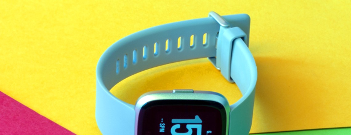 Fitbit Versa im Test: Fitness-Uhr mit Musik-Player