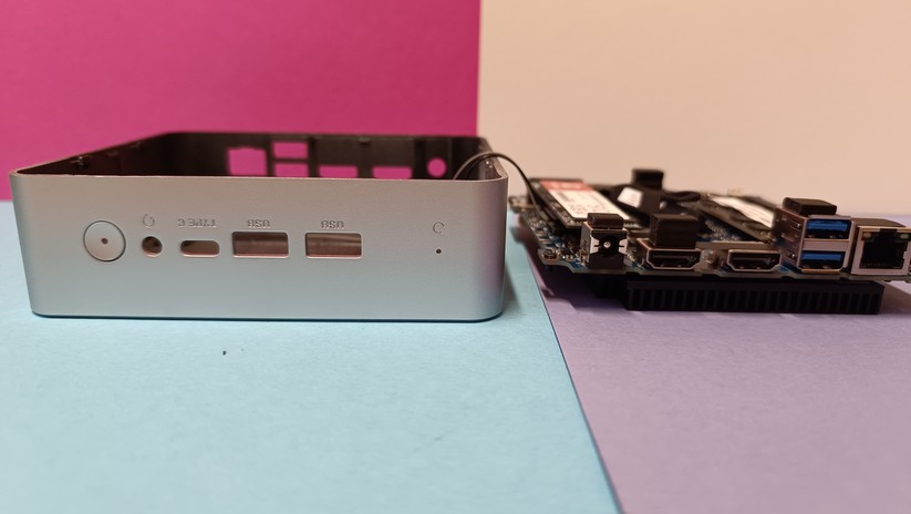 Minisforum UN150P – Bilderstrecke