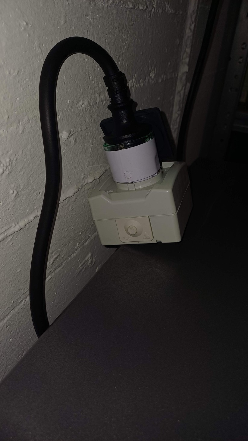 Marstek Venus E 3.0 im Test: Der AC-gekoppelte Stromspeicher mit 5,12 kWh und 2,5 kWh Leistung unterstützt eine dynamische Einspeisung mithilfe eines Smart Meters.