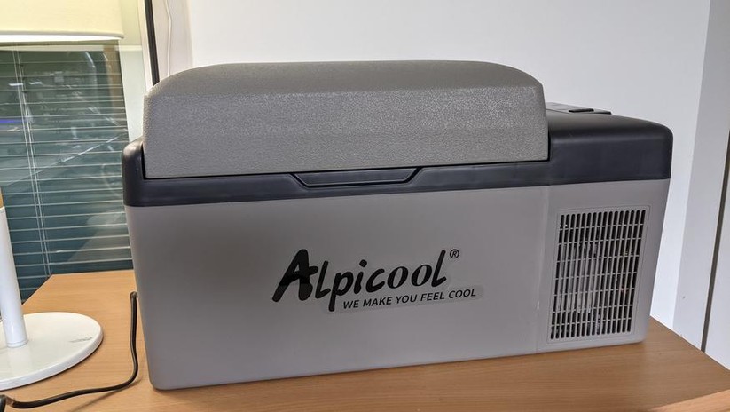 Mit aktiver Kühlung halten Lebensmittel und Medikamente deutlich länger.