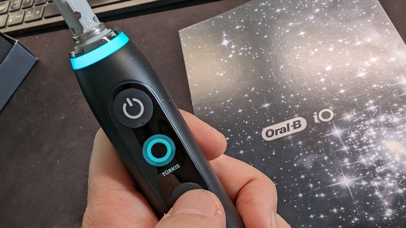 Oral-B iO Series 10