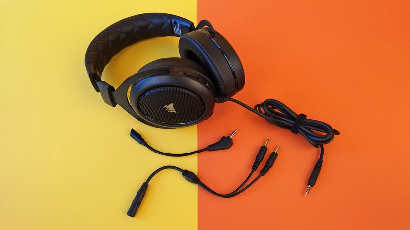 Der Lieferumfang des Headsets.