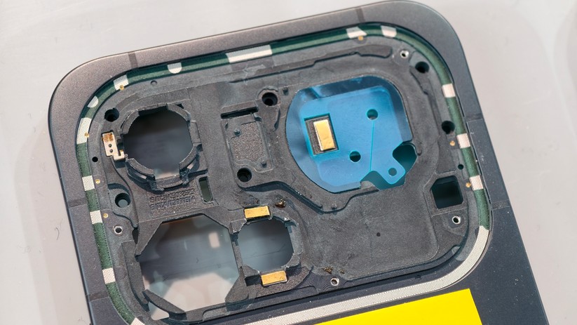 Nothing Phone 4a Pro Teardown