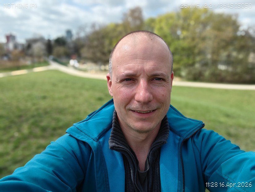 Nothing Phone 4a Pro: Selfie im Portätmodus