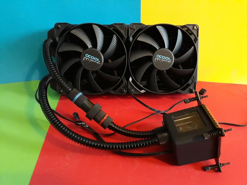 Alphacool hat die Eisbaer 280 als modulare Wasserkühlung konzipiert – die Hardware lässt sich also flexibel erweitern. 