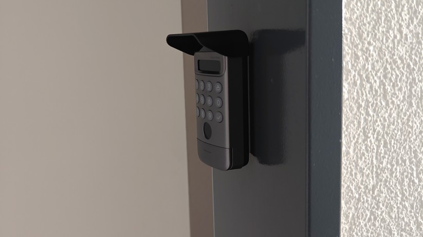 Switchbot Lock Ultra Vision Pro: Entsperren mit Gesicht, Hand, Fingerabdruck, NFC-Card, Code und App