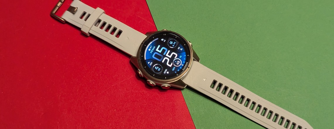 Garmin Fenix 8 mit OLED