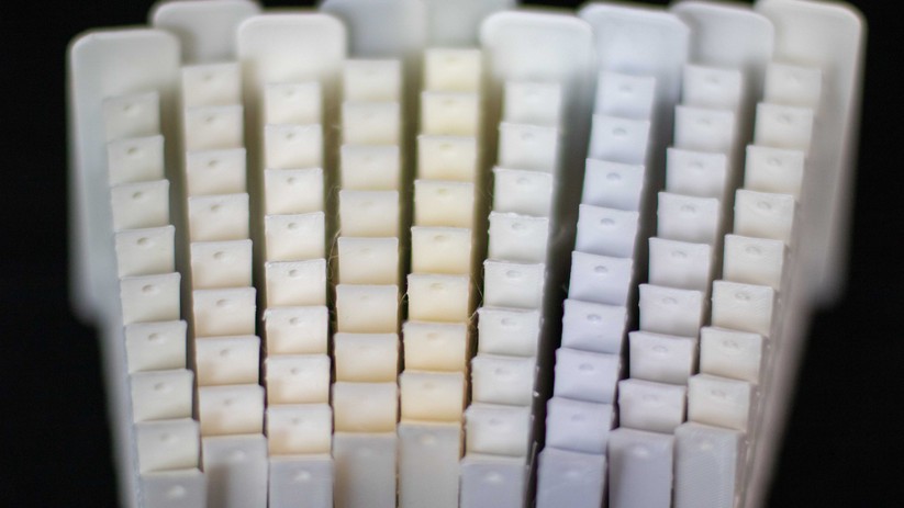 Die PLAs verschiedener Hersteller haben ganz unterschiedliche Weißtöne.