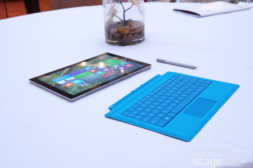Surface Pro 3 mit Stift und Tastatur