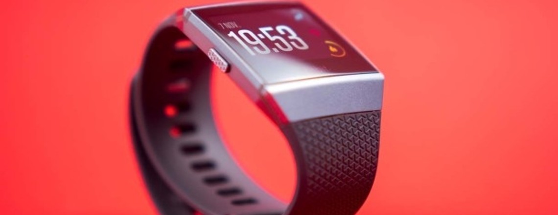 Fitbit Ionic im Test: viel Fitness-Tracker, kaum Smartwatch