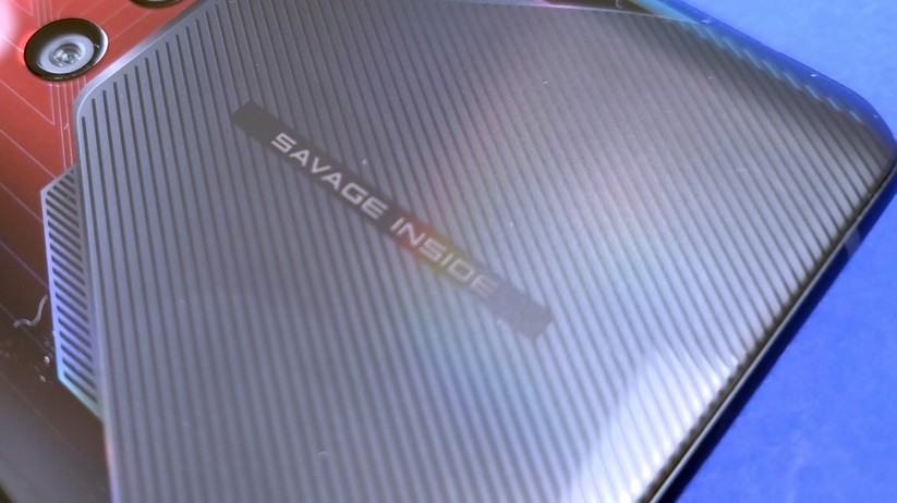 Lenovo Legion Phone Duel