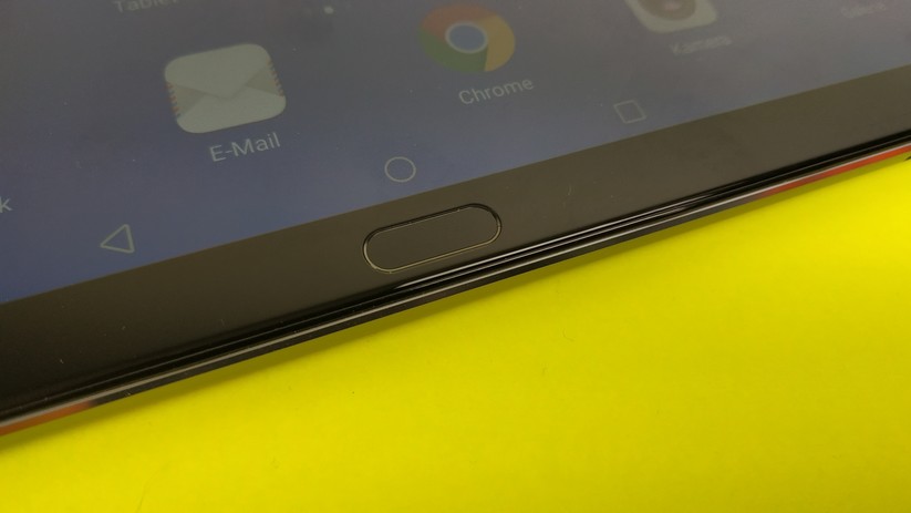 Der Fingerabdrucksensor sitzt unter dem Display.