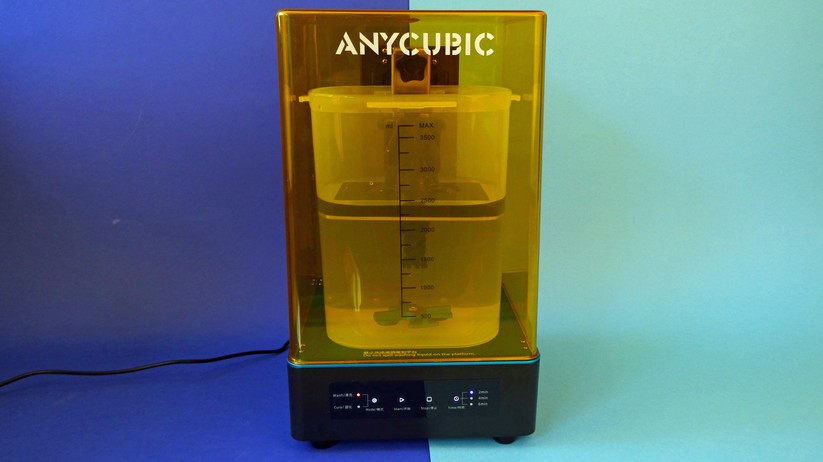 3D-Druck-Waschmaschinen, wie die Cure&Wash-Station von Anycubic, helfen bei der Reinigung.